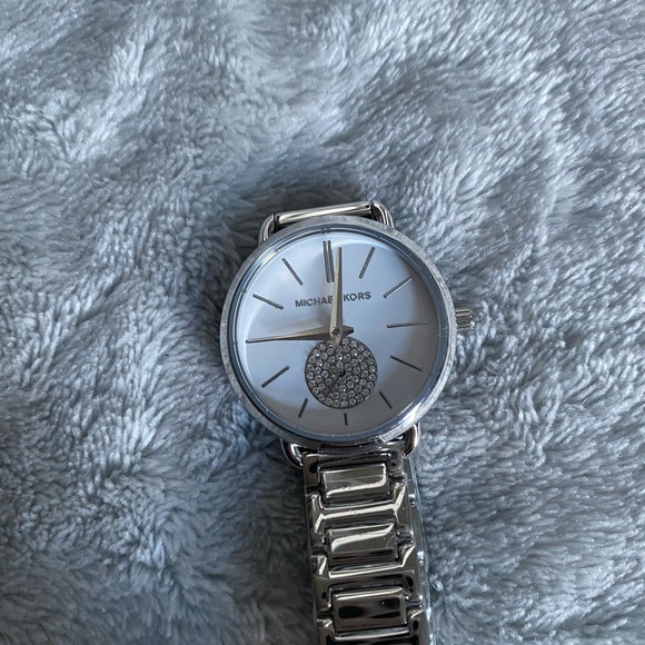 MK Silver Watch - Picture 2 of 6